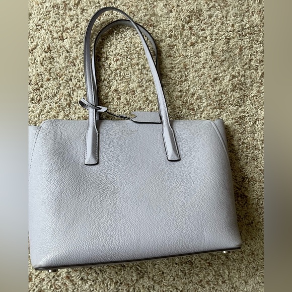 Kate Spade Tote. - Picture 4 of 8